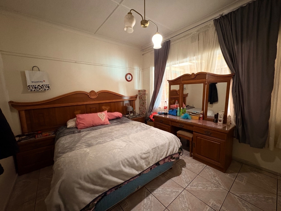 5 Bedroom Property for Sale in Stilfontein Ext 3 North West